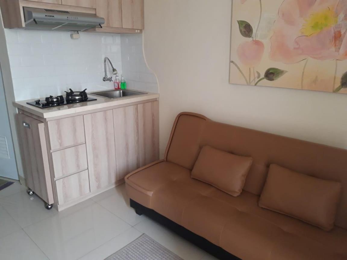 Comfy Apartment 2Br Nerine Jakarta Exterior photo