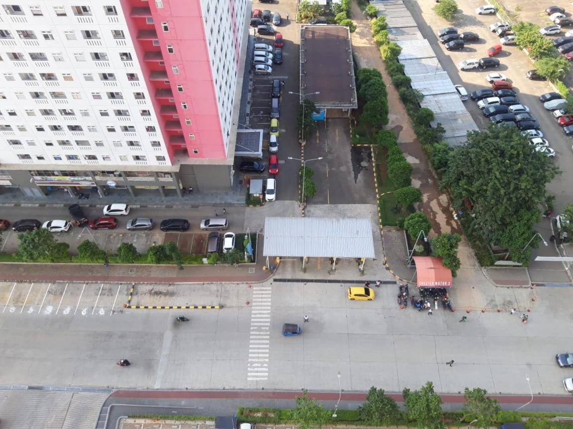 Comfy Apartment 2Br Nerine Jakarta Exterior photo